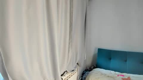 Snapshot of elis_gabbi chatting on September 11, 1:39 am Elis online show from September 11, 1:39 am