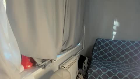 Snapshot of elis_gabbi chatting on September 23, 8:28 am Elis online show from September 23, 8:28 am