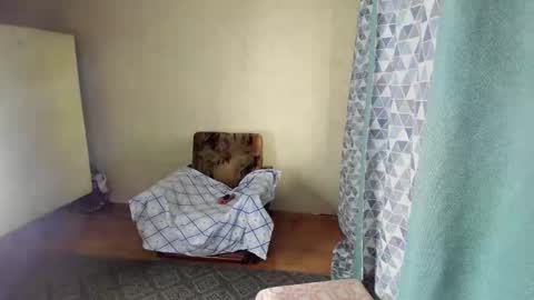 Elis online show from March 18, 2:15 am