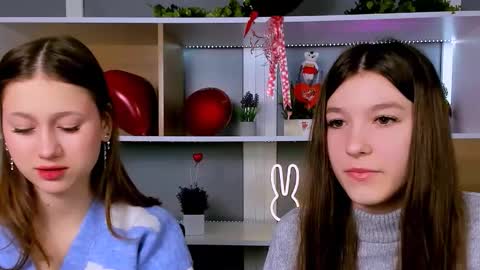 elis_sunny online show from February 18, 5:58 am