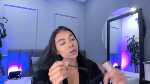 Elisa online show from November 29, 9:40 pm