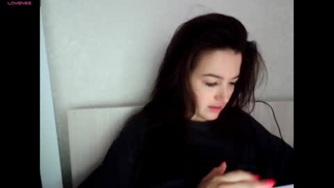 Snapshot of elisa_dove208 chatting on September 10, 4:01 am elisa_dove208 online show from September 10, 4:01 am