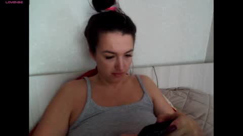 Snapshot of elisa_dove208 chatting on October 27, 5:11 am elisa_dove208 online show from October 27, 5:11 am