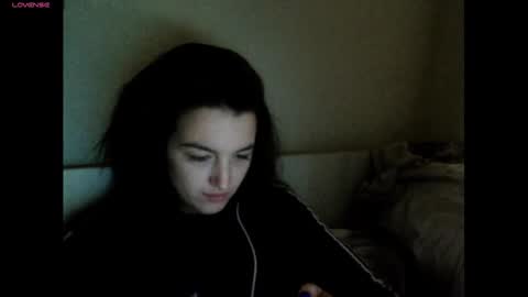 Snapshot of elisa_dove208 chatting on November 21, 5:11 pm elisa_dove208 online show from November 21, 5:11 pm