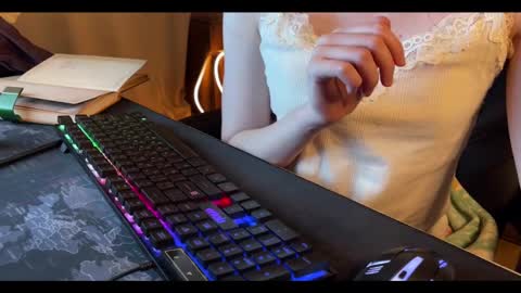 Snapshot of elisa_north chatting on January 29, 5:24 pm Elisa North online show from January 29, 5:24 pm