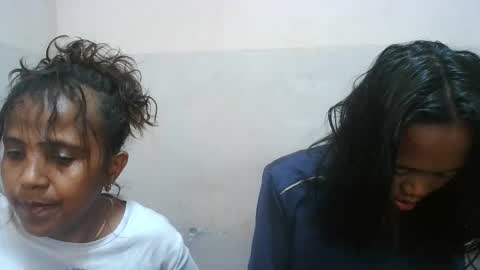 Snapshot of elisabet88 chatting on October 13, 6:24 am elisabet88 online show from October 13, 6:24 am