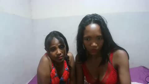 Snapshot of elisabet88 chatting on December 1, 6:24 pm elisabet88 online show from December 1, 6:24 pm