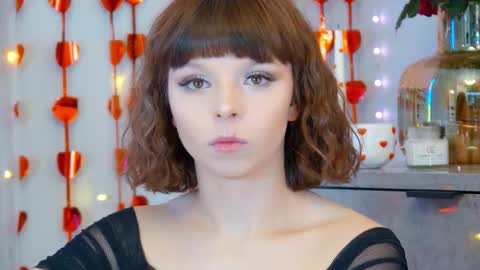 ElisabethDavis online show from February 16, 3:30 pm