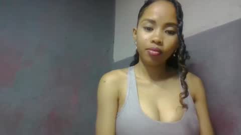 elisabethee online show from April 11, 7:18 pm