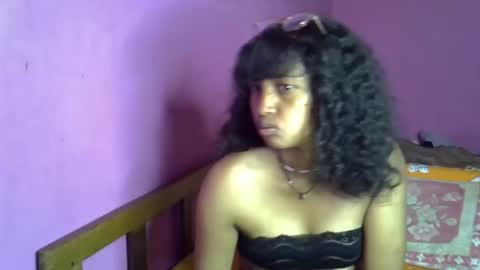 elisah01 online show from February 1, 4:49 pm