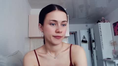 Elis online show from April 11, 5:12 am