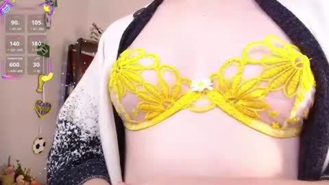 elise_nyx online show from June 13, 12:47 pm