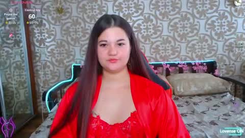 Snapshot of elisesmuse chatting on July 15, 11:59 am elisesmuse online show from July 15, 11:59 am