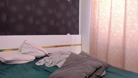 Elly online show from September 23, 10:07 am