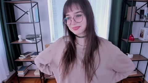 Elis online show from April 12, 8:52 am