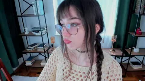 Elis online show from April 13, 8:31 am