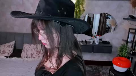 Elis online show from April 16, 8:59 am