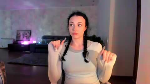 Snapshot of elisskriter chatting on June 28, 12:11 pm Eliss online show from June 28, 12:11 pm