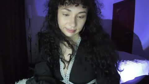 Snapshot of elisskriter chatting on July 28, 6:20 pm Eliss online show from July 28, 6:20 pm