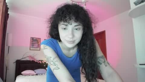 Snapshot of elisskriter chatting on July 30, 12:15 pm Eliss online show from July 30, 12:15 pm