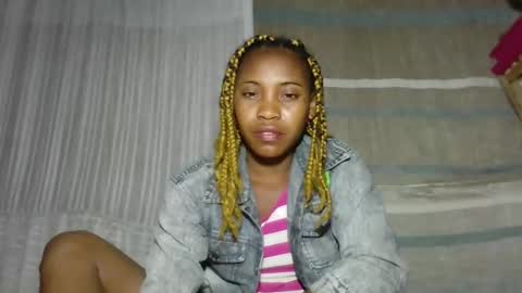 elita12010 online show from March 19, 11:31 pm