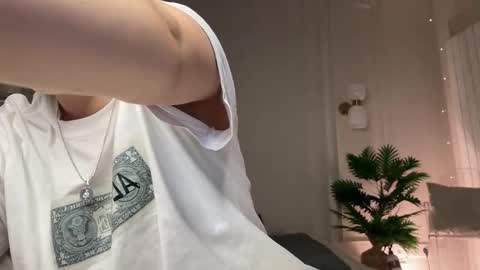 Stephanie online show from January 11, 10:37 pm