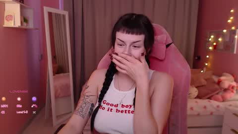 Ari online show from December 1, 7:57 am