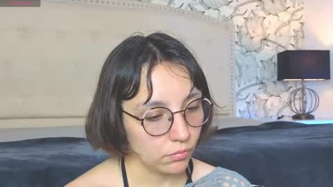 Snapshot of eliza_gh chatting on April 22, 8:21 pm Eliza online show from April 22, 8:21 pm