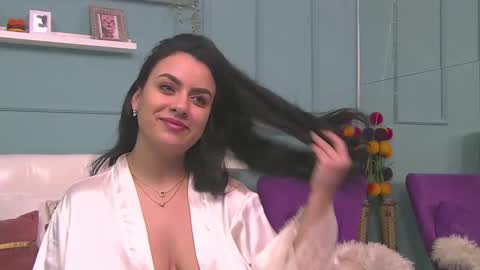 Eliza online show from February 19, 1:28 pm