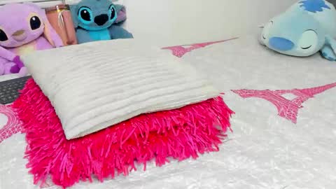 ELIZA online show from November 25, 3:17 am