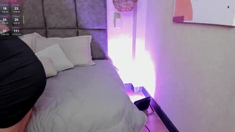 Snapshot of elizabeth_20_ chatting on September 26, 7:40 pm elizabeth online show from September 26, 7:40 pm