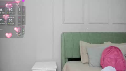 Snapshot of elizabeth_20_ chatting on November 11, 7:58 pm elizabeth online show from November 11, 7:58 pm