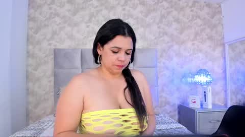 Snapshot of elizabeth_colleman chatting on January 17, 9:50 pm Elizabeth online show from January 17, 9:50 pm