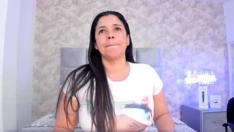 Snapshot of elizabeth_colleman chatting on March 6, 7:54 pm Elizabeth online show from March 6, 7:54 pm