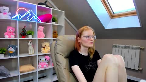 Snapshot of elizabeth_harpper chatting on December 31, 4:06 am Elizabeth online show from December 31, 4:06 am