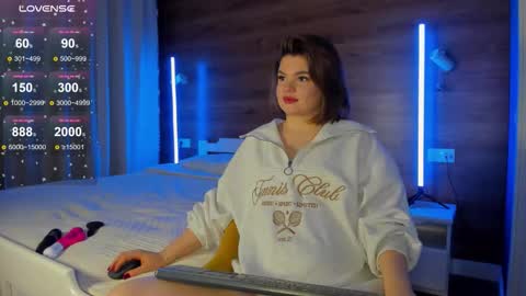 Snapshot of elizabeth_hottie chatting on September 27, 11:43 pm Elizabeth online show from September 27, 11:43 pm