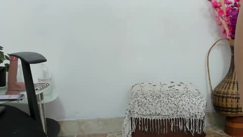 Snapshot of elizabeth_mathure chatting on October 9, 7:50 am Elizabeth Mathure online show from October 9, 7:50 am