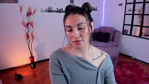 Snapshot of elizabeth_taylor_b chatting on December 26, 6:01 pm Elizabeth online show from December 26, 6:01 pm