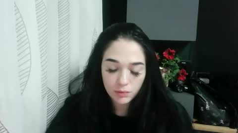 elizabeth_xi online show from October 2, 6:04 pm