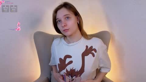 Elizabeth online show from March 3, 1:12 am