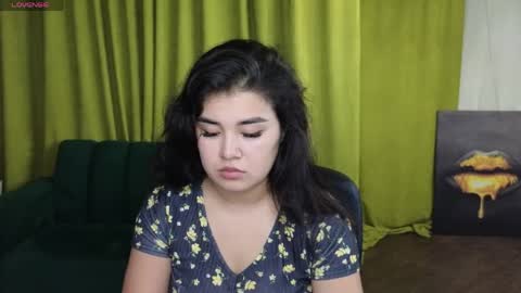 Elizabeth online show from March 26, 7:08 pm