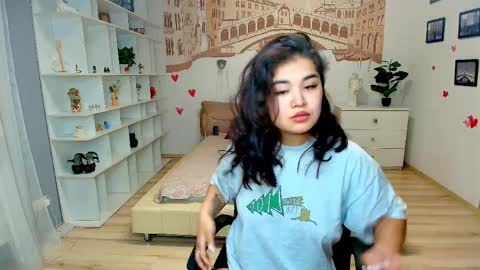 Elizabeth online show from April 1, 5:52 am