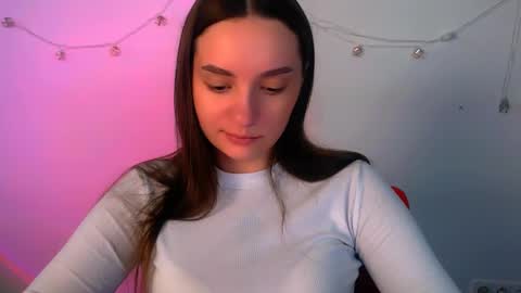 elizsun online show from March 31, 8:48 am