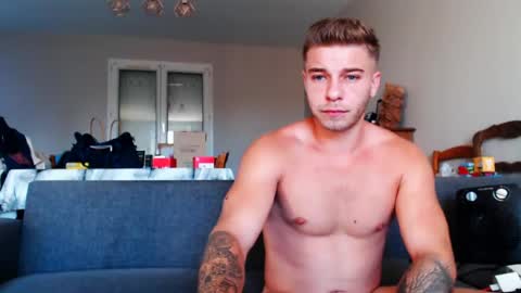 Snapshot of elkafit28 chatting on June 29, 7:03 pm elkafit28 online show from June 29, 7:03 pm