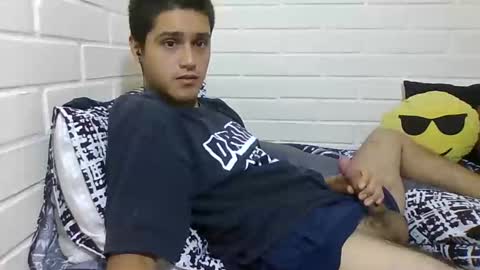 El Ray online show from November 17, 4:29 am