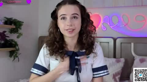 ella_desire online show from April 26, 2:15 pm