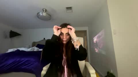 ella_ella_ella_ay online show from October 7, 2:09 am