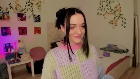 Snapshot of ella_gdss chatting on November 5, 10:37 am ELLA online show from November 5, 10:37 am