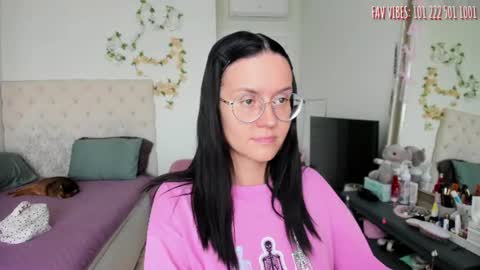 Snapshot of ella_gdss chatting on July 8, 9:25 am ELLA online show from July 8, 9:25 am