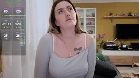 Snapshot of ella_max_live chatting on October 30, 6:37 am Ella  Max online show from October 30, 6:37 am